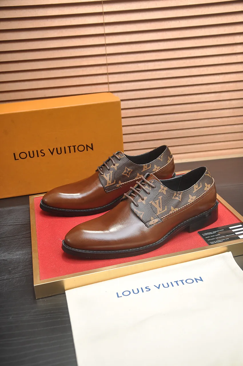 Men's men's shoes 💰500💶 [LV] (original single cowhide lining) 🍀LV's latest genuine leather business suit shoes are launched simultaneously on the official website. The first-layer cowhide imported from Italy is made of heavy gold, 💥official website 1:1 rubber outsole. Versatile to wear, high-end without losing class, and the color combination is extraordinary. This four-season style is alluring when worn on your feet, showing off your big-name flair. Standard code 38-45 (45 customized)